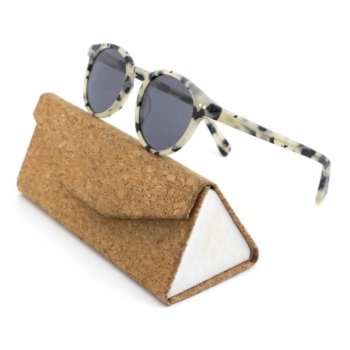 Fashion classic vintage women black and beige round acetate sunglasses with rivets - Image 2